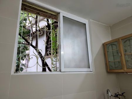 Cho thuê nguyên căn Cầu Đất, ngay gần Hồ Hoàn Kiếm 2PN nhà mới - full công năng - vào ở ngay