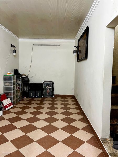 Chính chủ cho Thuê Nhà Riêng 3 tầng trong ngõ tại phố Triệu Việt Vương, Hai Bà Trưng giá tốt