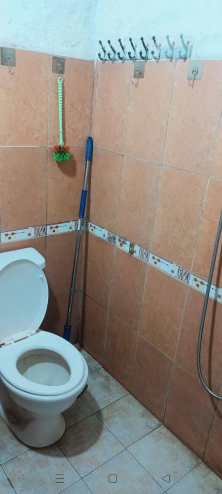 Phòng trọ có gác lửng, máy lạnh pvs khép kín
