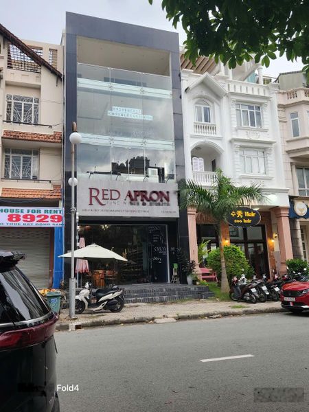 Cho thuê văn phòng, cửa hàng 100m2 tại Hà Huy Tập, Q7, HCM, có lối đi riêng. Giá từ 11tr/ tháng