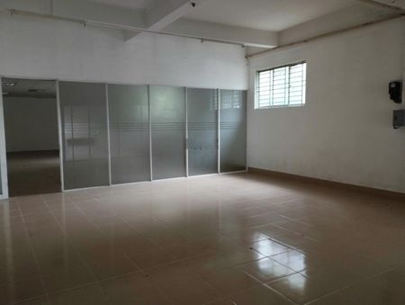 Cho thuê kho xưởng 1600m2 trong KCN Tân Bình, kho đẹp, tiện làm kho hàng hoặc sản xuất