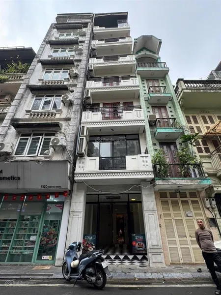 Cho thuê nhà mp triệu việt vương 33m2 x 6,5 tầng, mt 4m, thang máy, nguyên căn. 0974 557 ***