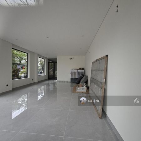 Cho thuê mặt bằng 2 mặt tiền gần : nguyễn phước lan - riêng biệt - mới đẹp