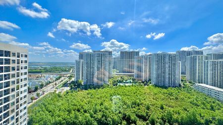 Cho thuê căn góc 3PN2WC VINHOME Q9, VIEW SIÊU ĐẸP, Hướng Đông Nam, view Hồ bơi, sẵn pass thẻ ở ngay