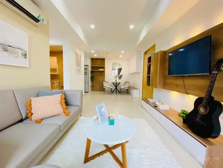 Cho thuê căn hộ sky center phổ quang, 3 phòng ngủ 100m2 giá 19tr/tháng