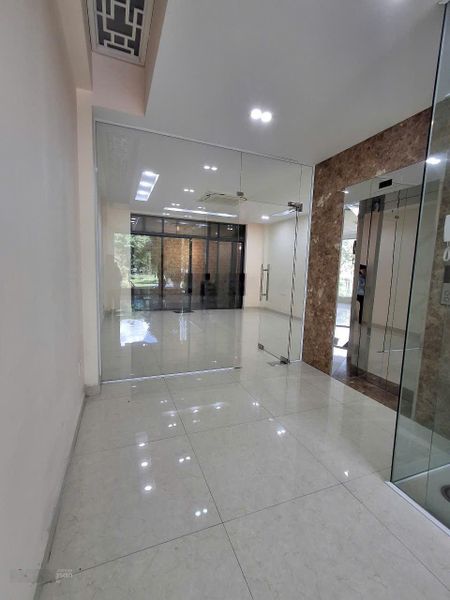 Cho thuê văn phòng Him Lam Kênh Tẻ, giá siêu hời chỉ từ 30tr/th LH 0909934237