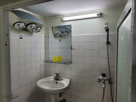 Cho thuê nhà riêng 9.5 triệu, 100m2 tại Hàng Bột, Đống Đa, Hà Nội