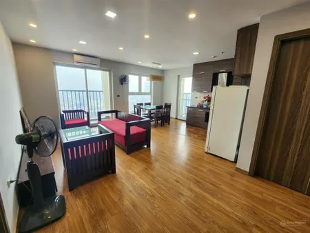 Chính chủ cần cho thuê căn 2n 90m2 đủ đồ đẹp toà n03, giá 14 triệu/ tháng, berriver long biên