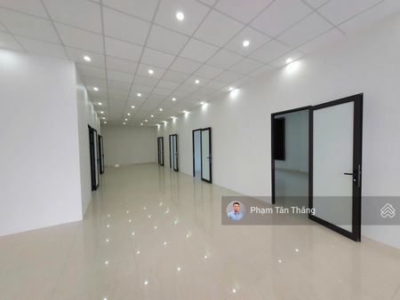Cho thuê 135m2 tầng 10 tòa nhà văn phòng mặt đường Lê Hồng Phong, Ngô Quyền, Hải Phòng