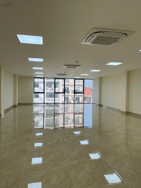 Cho thuê toà nhà Cầu Diễn 150mx6T 1 hầm, mới, full thang máy điều hoà