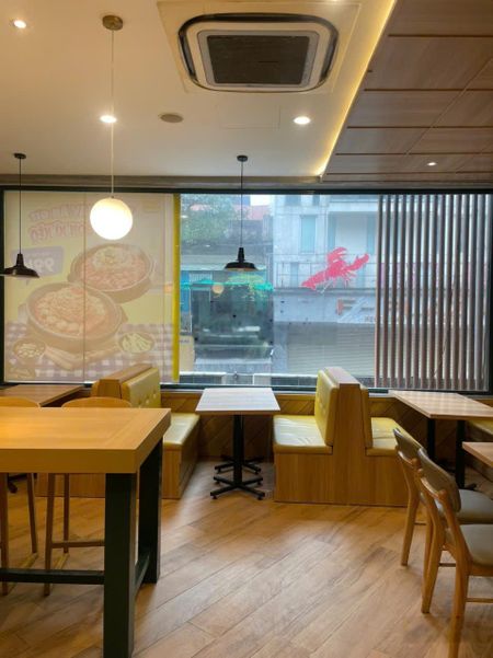 Cho thuê nhà MP Triệu Việt Vương: 85m2 x 5 tầng, MT: 7m, đoạn đẹp, nguyên căn. LH: 0974557067