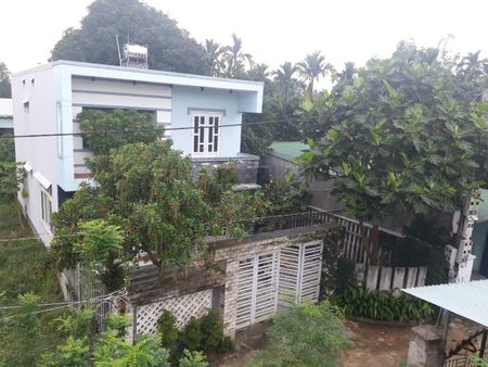 Cho thuê nhà nguyên căn 90m2 x 2 tầng, TT TP Quảng Ngãi, có sân vườn, gara oto, 4 phòng ngủ