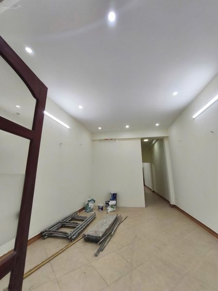 Cho thuê nhà 4 tầng ,ô tô tránh,kinh doanh tốt tại: Đỗ Đức Dục,Mễ Trì,Nam Từ Liêm,HN