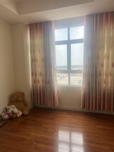Cho thuê CC tại Cộng Hòa Plaza, 16 triệu VND, 100m2, 3PN, 2WC, giá tốt
