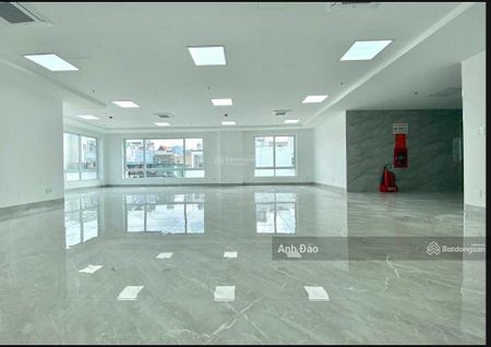 Chính chủ cho thuê nhà siêu đẹp căn góc Huỳnh Thúc Kháng - Nam Kỳ Khởi Nghĩa P Bến Nghé, Quận 1.