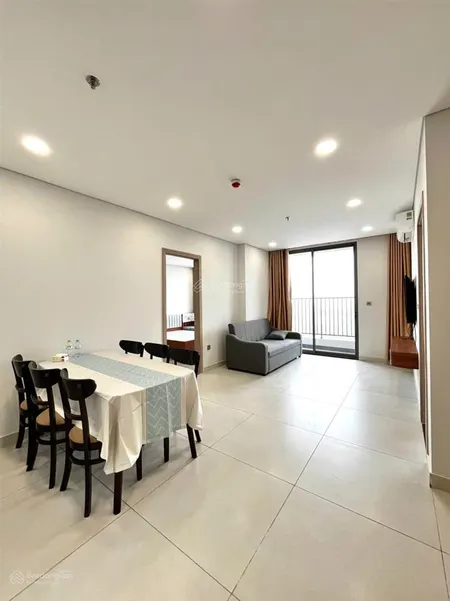 Cực ngon/// chỉ với giá 14 15tr. cho thuê căn 3pn 101m2 tầng cao full nội thất khai sơn!!