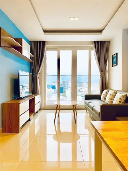 Cho thuê căn hộ sky center 2 phòng ngủ, giá rẻ 16 triệu, ở liền