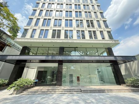 Cho thuê tòa nhà mới số 234 Pasteur, Quận 3. DT: 2.900m2, 2 hầm, 10 tầng, 200 tr/tháng