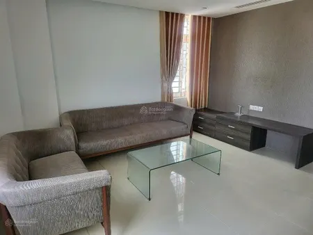 Cho thuê cc lữ gia plaza, 25 triệu, 170m2, 5pn, 4wc, đầy đủ nội thất