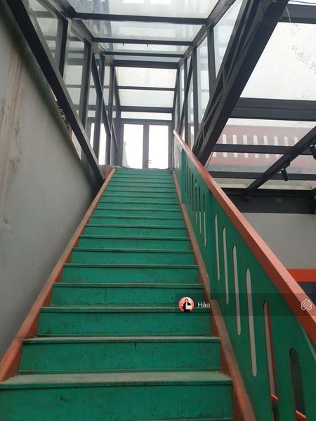 Cho thuê mặt phố Hàng Buồm, Hoàn Kiếm 500m2 x 3 tầng, giá 350tr. Phù hợp nhà hàng, cafe