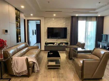 Chủ nhà cho thuê căn hộ discovery central 67 trần phú, view quảng trường, giá 21tr/tháng