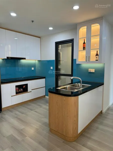 Cho thuê căn hộ 2pn 74m² nội thất luxury masteri centre point, vinhomes grand park