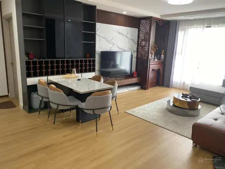 Cho thuê căn hộ 2pn đủ đồ tại chung cư la casta văn phú diện tích 88m2 đủ đồ đẹp 0915 651 ***
