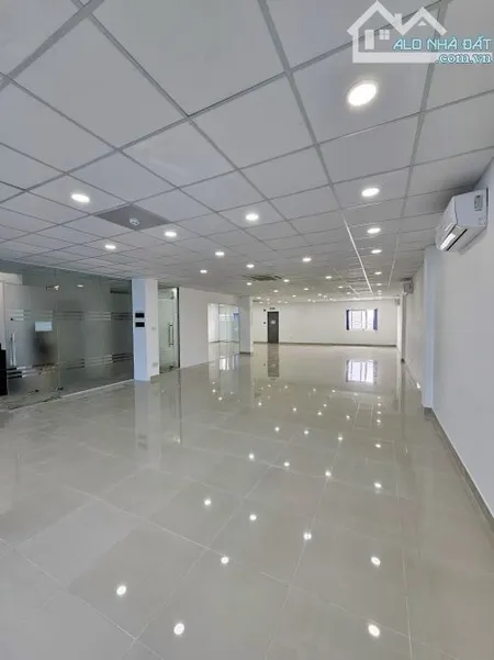 Cho Thuê Văn Phòng Đường Hoàng sa Phường Tân Định Q1 DT 150m2 giá 45 triệu /tháng