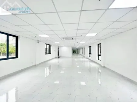 Cho Thê Văn Phòng ĐƯờng Bạch Đằng Phường 2 Quận Tân Bình DT 100m2 Giá 23 Triệu/tháng
