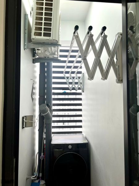 Cho thuê căn hộ studio tầng cao tại Sentosa Sky Park Hướng Đông Nam view sông thoáng mát