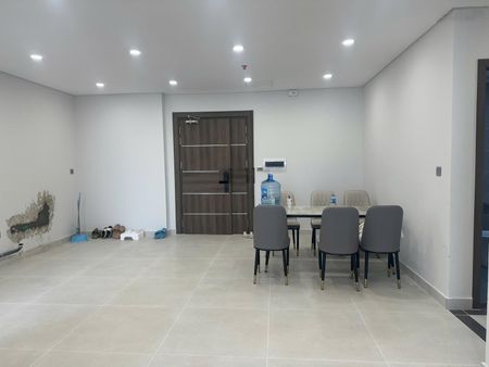 Chính chủ cho thuê căn 120m2 full đồ dự án Khai Sơn, 17tr/tháng Lh: 0981649699