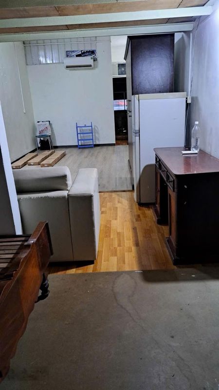 Chính chủ cho thuê căn hộ 40m2, B13 tập thể Kim Liên, Hà Nội