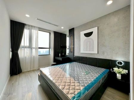 Gia đình vào ở ngay, Căn 3P 2WC 108m²Mipec Rubik Xuân Thủy full đồ,Giá 20tr/1th,Giá đúng thị trường
