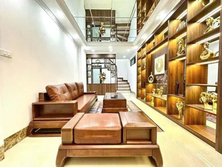 Bán nhà quận thanh xuân, 41m2, 5 tầng, ô tô đỗ cửa, gần chợ trường, giá 11 tỷ