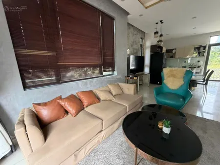 Bán biệt thự căn góc, đường 18m, sổ hoàn công, full nội thất, giá 5,4 tỷ góp 18 tháng 0941 030 ***