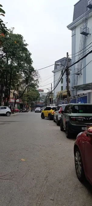 CHO THUÊ CẢ NHÀ PHỐ TẠI Đông Quan