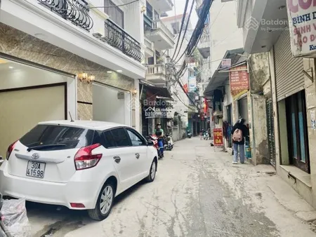 Bán đất hoàng mai (cũ), phân lô hoàng mai, ngõ thông, lô góc 2 mặt ngõ ô tô tránh, 1 ngoặt ra phố