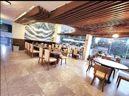 Bán nhà lâm hạ bồ đề long biên hà nội diện tích 259m2 x 7 tầng x 135 tỷ nhà 3 mặt tiền ôtô đỗ