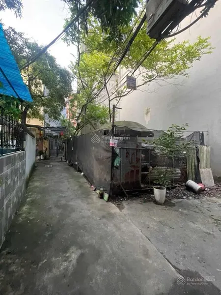 Bán đất chu huy mân, lô góc. dt 55m2, mt 4m, giá 6.88 tỷ. ngõ rộng, gần ô tô thông.