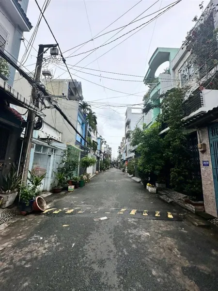 Bán nhà hẻm xe hơi 8m thông đường vườn lài dt4.1x14m 4 tấm giá 7.9tỷ tl 0936 359 ***
