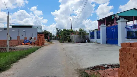 Bán 128m2 thổ (5x25.8m) gần ngay đt 823, hòa khánh tây, đức hòa