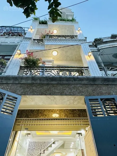 Bán nhà đường gò công p.13 quận 5 đang cho thuê 22 triệu.giá 4tỷ7/78.3m2, gần công viên cửu long