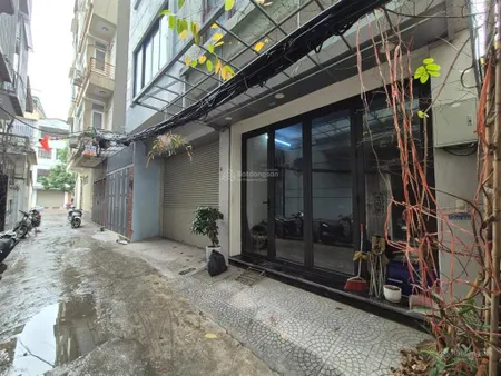 Nhà phân lô giáp bát ô tô vào nhà 61m 4 tầng sổ đỏ chính chủ vị trí giáp bát, hoàng ma