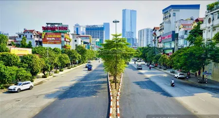 Cần bán nhà mặt phố đào tấn, q.ba đình. dt sổ 125m2 x 5t, mt 7,5m. vị trí đẹp nhất phố kd sầm uất