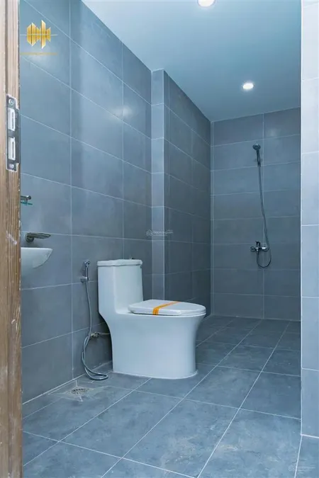 Bán căn góc 2pn view đẹp, tầng 10 2 mặt thoáng giá chỉ 1.033 tỷ