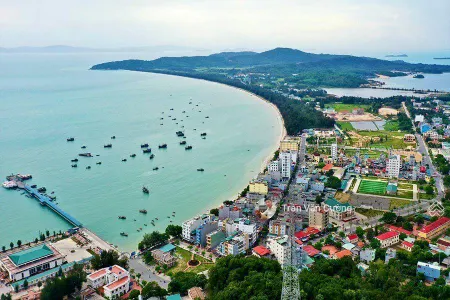 Bán đất vị trí tuyệt đẹp ngay tại bãi tắm tình yêu, thị trấn cô tô, diện tích 452m2 giá chỉ 27tr/m2