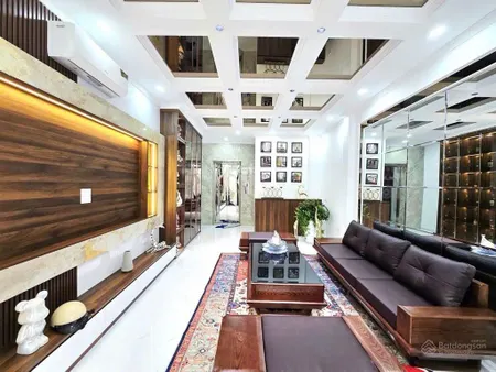 Cc bán nhà tây hồ, mới xây 6 tầng, thang máy, nội thất đẹp, 12 tỷ