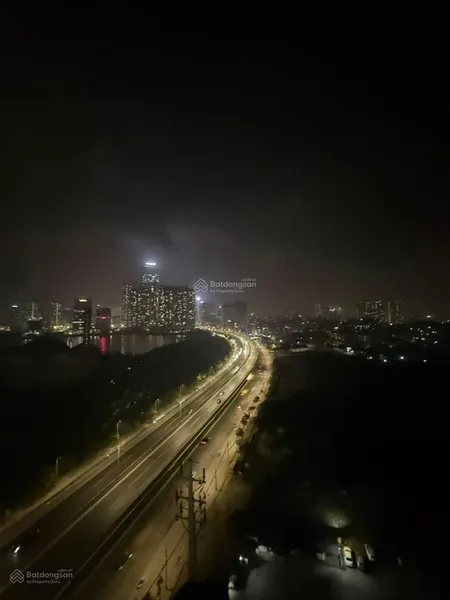 Bán chcc flc complex 36 phạm hùng 98m2 view pháo hoa, công viên và hồ điều hòa siêu đẳng cấp