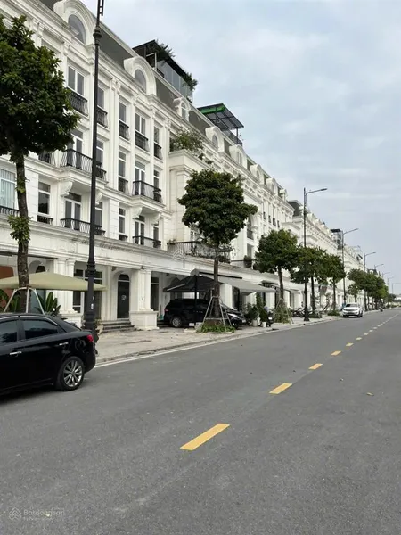 Cần bán gấp nhà 5,5 tâng liền kề luois city đại mỗ dt100m2,mt5m