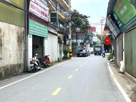 Bán đất mặt phố đức thượng, cạnh ql32, sát vành đai 4, 200m2, xe tải tránh, giá siêu đầu tư